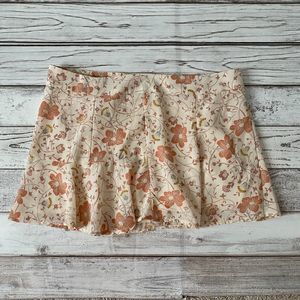 Forever 21 F21 Light Floral Shorts